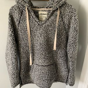 Dylan by True Grit Sherpa hooded pullover, warm